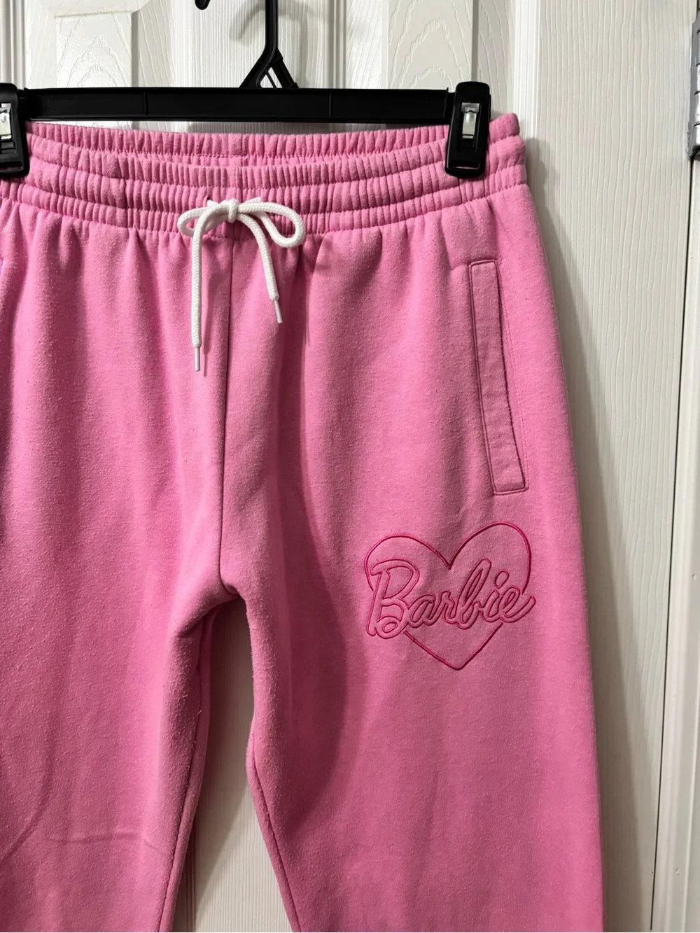 Barbie Pink Fleece Jogger Sweatpants Heart Graphic Stripe Cuff Size Large